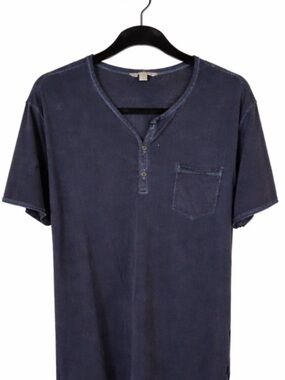 Men's Navy Short Sleeve Henley Pocket T-Shirt